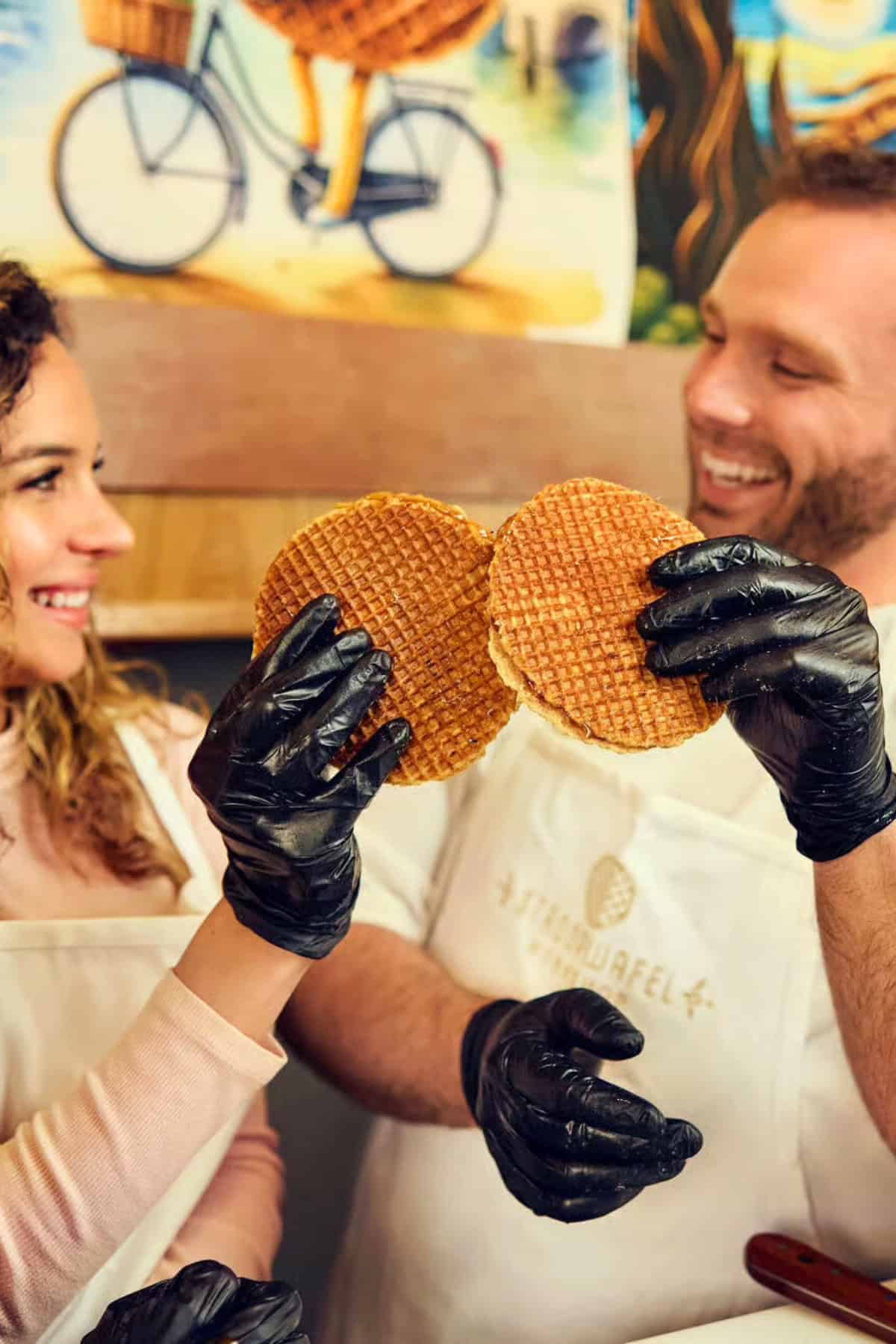 Stroopwafel-Workshop Amsterdam. Lerne selbst Stroopwafels zu machen.